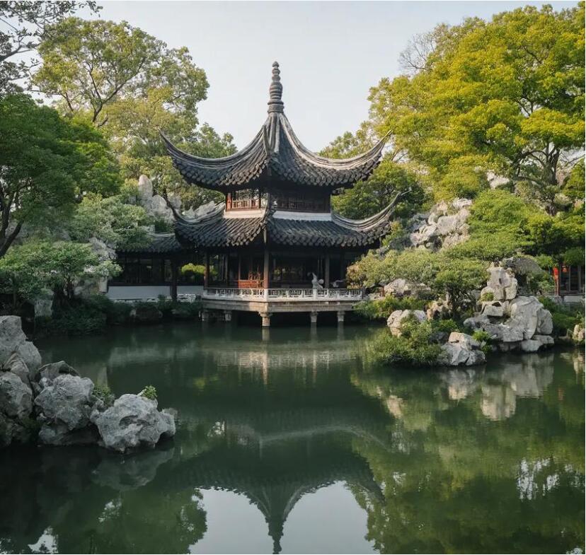 鸡西麻山夜白餐饮有限公司